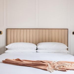 Superior Room 1 King Mobility Accessible